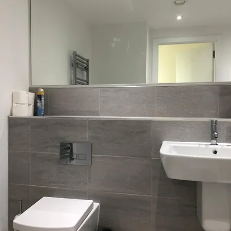 Prime Central-Luxury 1Br Apartment-Free Parking-Fast Wi-Fi Manchester Exterior photo