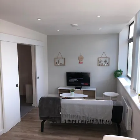 Prime Central-Luxury 1Br Apartment-Free Parking-Fast Wi-Fi Manchester Exterior photo