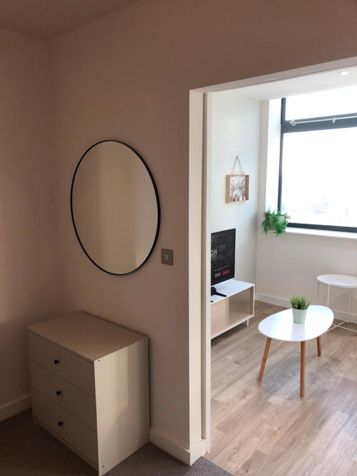 Apartment Prime Central-luxury 1br Apartment-free Parking-fast Wi-fi *